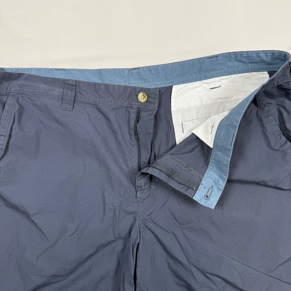 Columbia Mens Navy Blue Cotton Chino Shorts Size 42W 10L AM4471